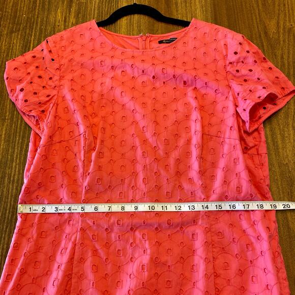 Brooks Brothers Eyelet Short Sleeve Knee Length Dress size 16 - Picture 11 of 13